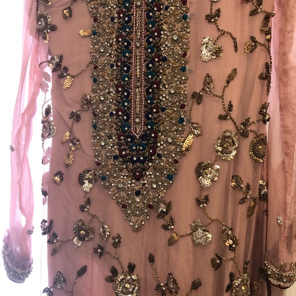 Pakistani (kurta )Chiffon suit 3 piece suit, tea pink - Picture 2 of 11
